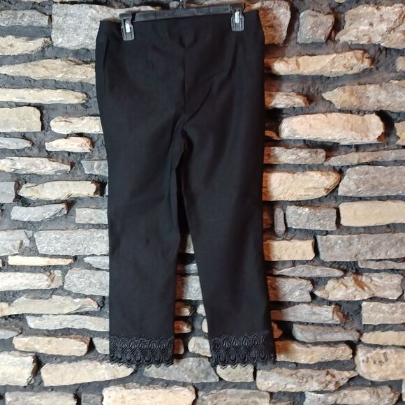 Chico's women's crop pants sz 0.5 or sz 6 in black - Picture 4 of 9